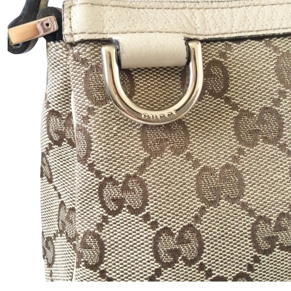 *SOLD* Gucci Abbey D-Ring Monogram Pochette - Picture 8 of 12